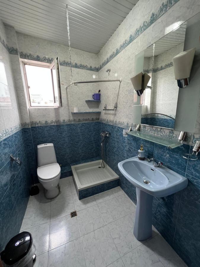 Twins Guest House Batoumi Extérieur photo