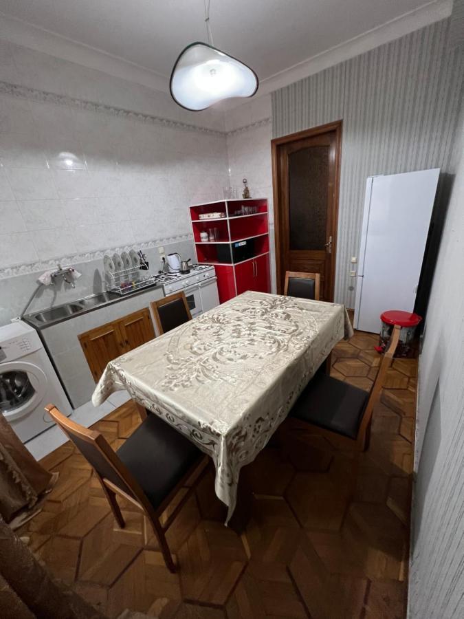 Twins Guest House Batoumi Extérieur photo